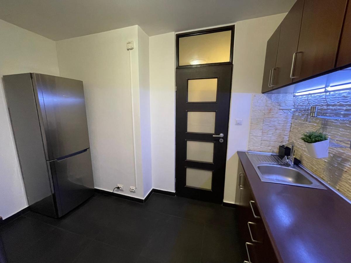 Sunset Luxury Apartment Near Unirii Square Bukurešť Exteriér fotografie